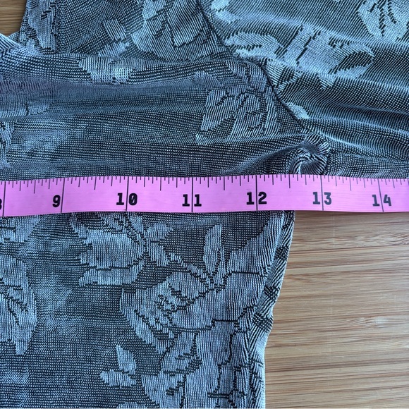 Vintage 90s Victoria's Secret grunge floral stretchy long sleeve top - Picture 3 of 4